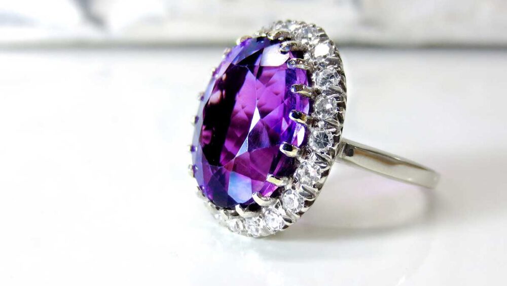 Your Quick and Easy Guide to Birthstone Jewelry