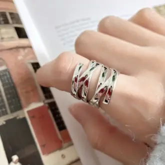 Multilayer Cross Open Ring