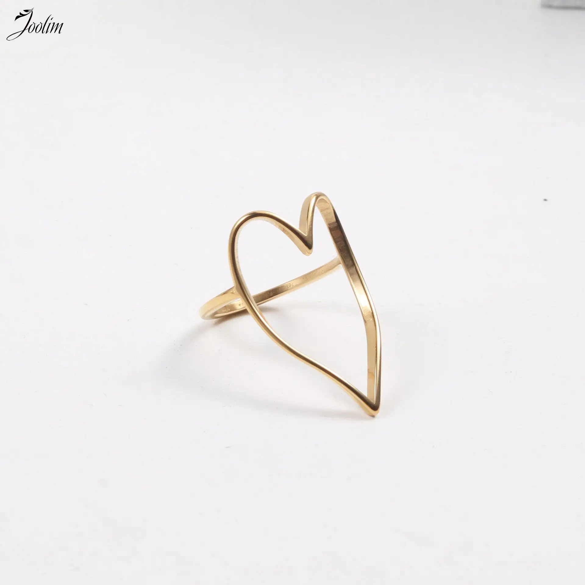 Big Hollow Heart Ring