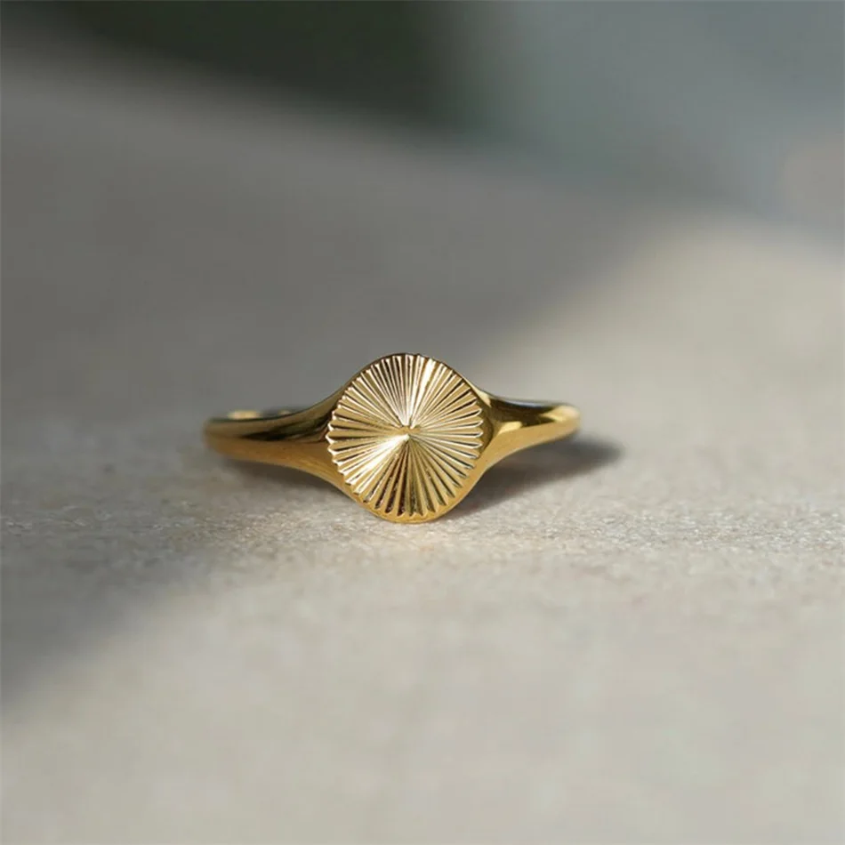 Wave Signet Ring For Women