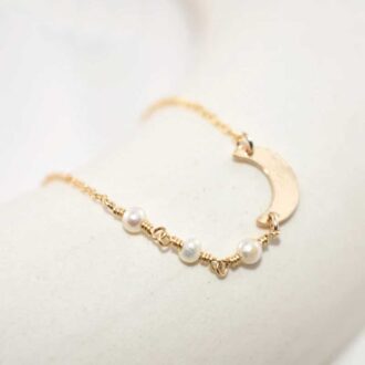 Tiny Moon & Pearl Bracelet - 25cm