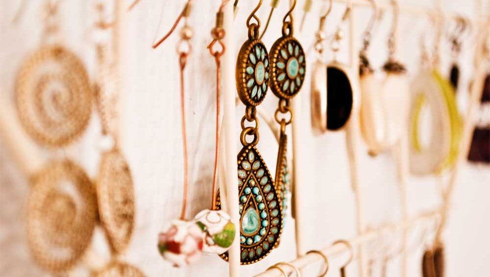 Dazzle Your Ears with These Trendy Types of Dangle Earrings