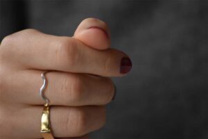 Unveiling the Shimmer: Exploring Different Types of Metal Jewelry for Every Fashion Enthusiast
