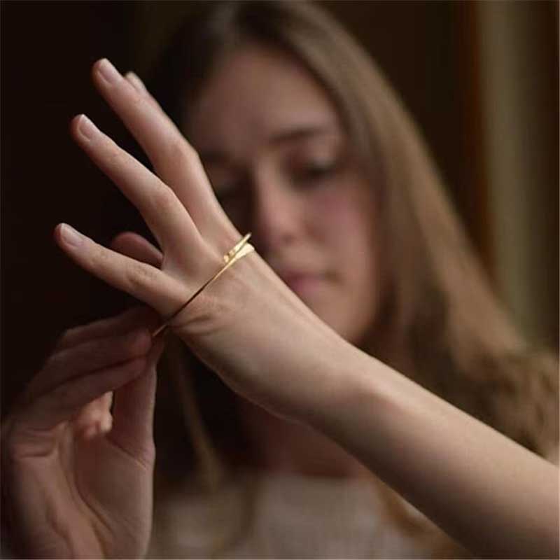 14k Gold-Filled Horizon Bangle Bracelet