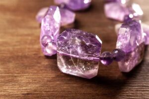 Unveiling the Mystical Beauty: Why Crystals are the Perfect Jewelry Material