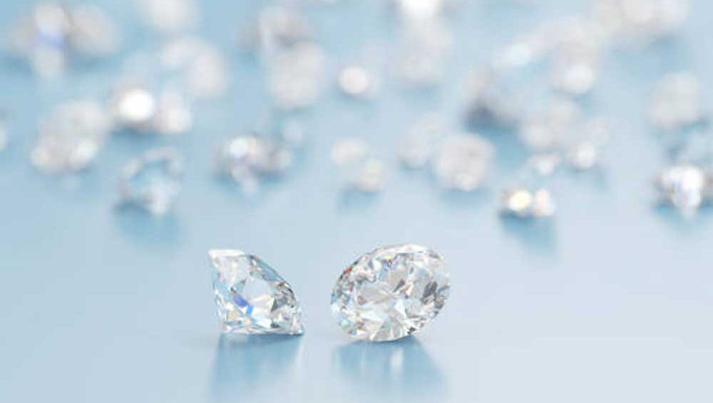 A Sparkling Choice: Exploring Why Diamonds Shine as the Perfect Jewelry Material