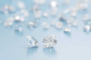 A Sparkling Choice: Exploring Why Diamonds Shine as the Perfect Jewelry Material