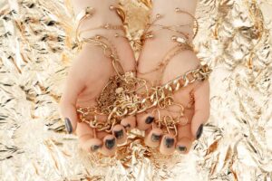 The Timeless Allure of Gold: Exploring its Reign as the Ultimate Jewelry Material