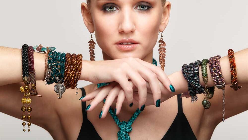 The Fascinating Meanings Behind Jewelry: Decoding Symbolism and Sentiments