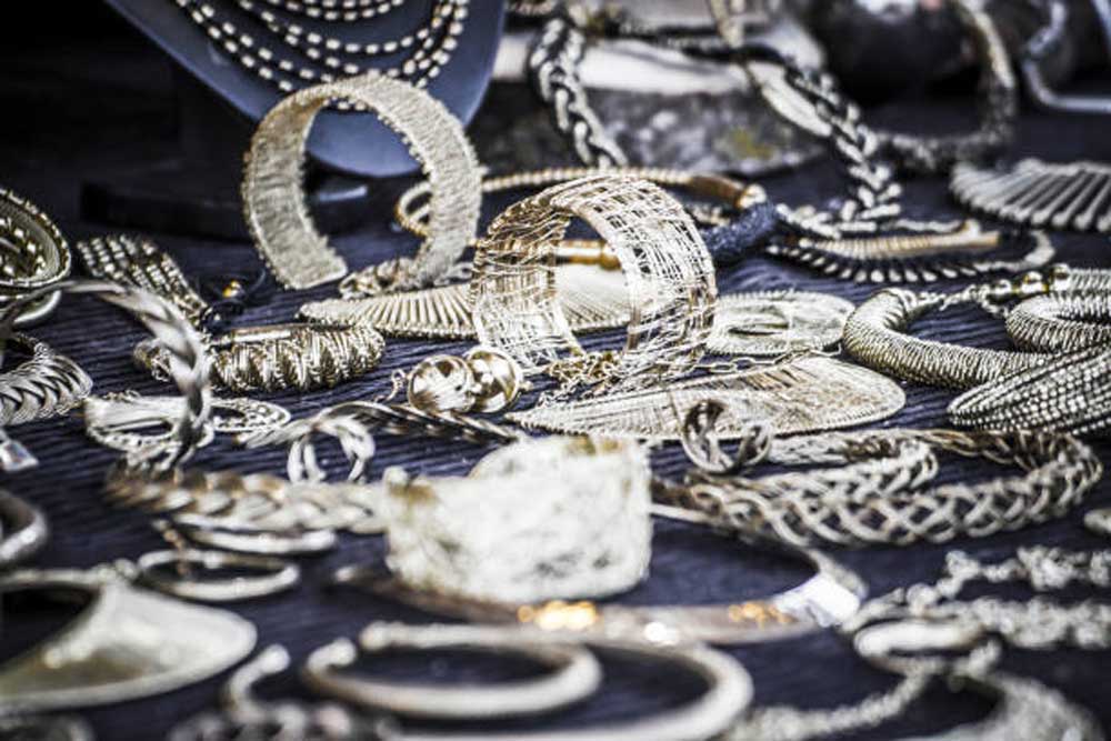 Why Choose Sterling Silver as a Jewelry Material - Sparrow Trades