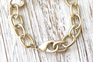 Unleashing Elegance: How Matte Texture Shines in the World of Jewelry