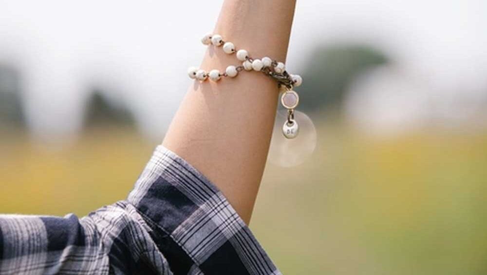 Unveiling the Timeless Allure of Charm Bracelets: A Must-Have Accessory for Every Jewelry Lover