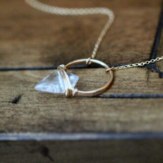 Albatross necklace with clear quartz arrowhead pendant in a 14k gold-filled hoop on an 18-inch chain