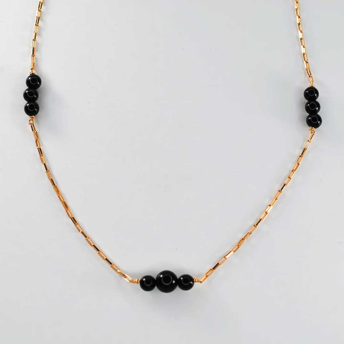 ジーナシス　【eL+1】 beads short necklace ブラック Black Onyx Genesis Necklace | Jewelry for Grounding & Strength