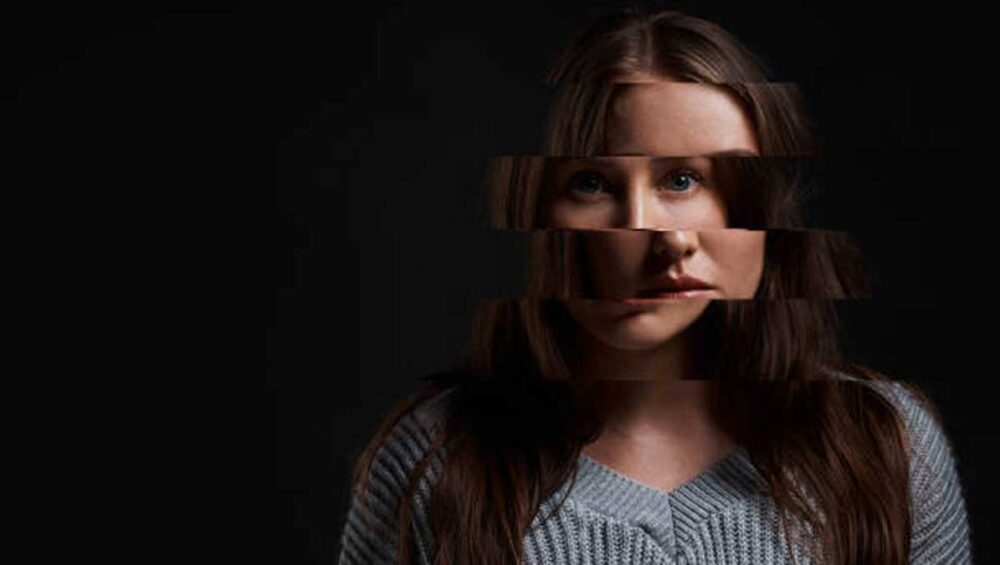 woman with fragmented face symbolizing different narcissistic personas